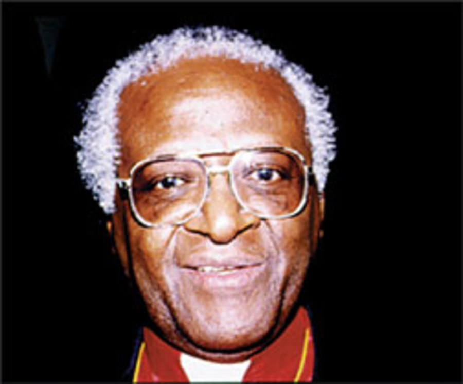 Cover image for Archbishop Desmond Tutu and the rainbow nation
