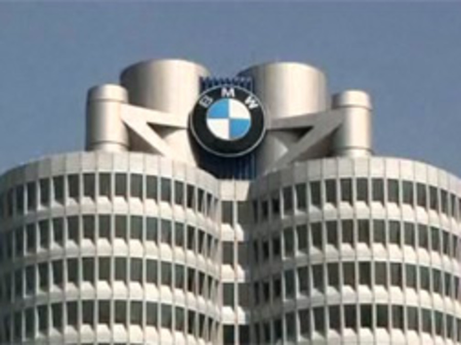 Cover image for BMW: A Driving Obsession
